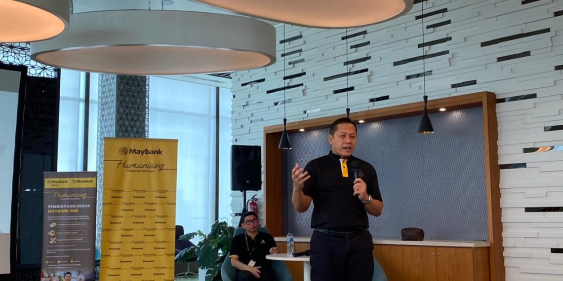 Head Sharia Community Financial Services Maybank Indonesia, Dandy Suprandono