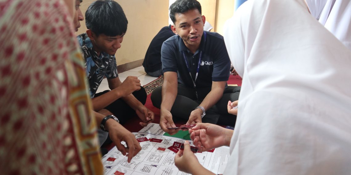 Karyawan Bang QNB Indonesia Berikan Edukasi Finansial
