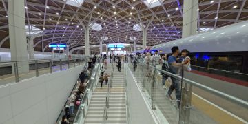 Operasional Kereta Cepat Whoosh Kembali Normal