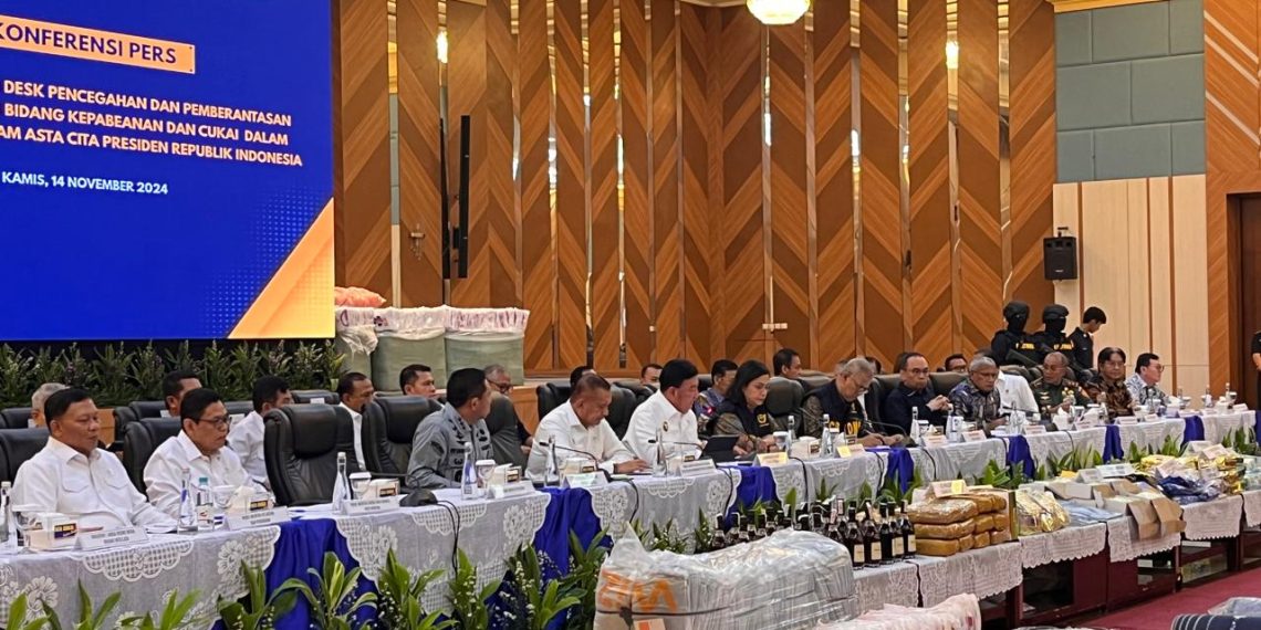 Konferensi Pers Desk Pencegahan dan Pemberantasan Penyelundupan