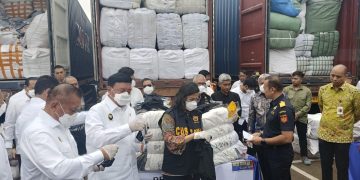 Menteri Keuangan Sri Mulyani & Menko Polhukam