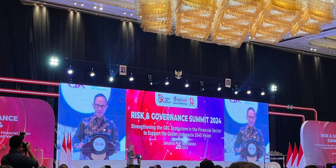 Ketua Dewan Komisioner Otoritas Jasa Keuangan (OJK) Mahendra Siregar