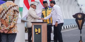 Presiden Prabowo meresmikan Flyover Madukoro yang terletak di Jalan Yos Sudarso, Kota Semarang, Jawa Tengah pada Rabu (11/12).