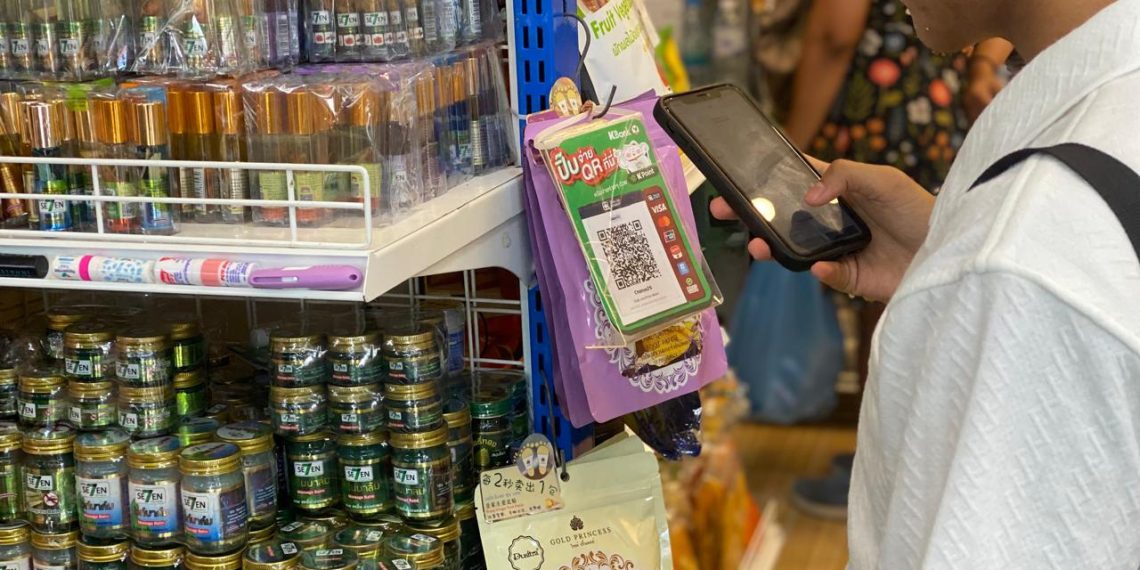 Transaksi pembayaran QR Cross Border di Thailand