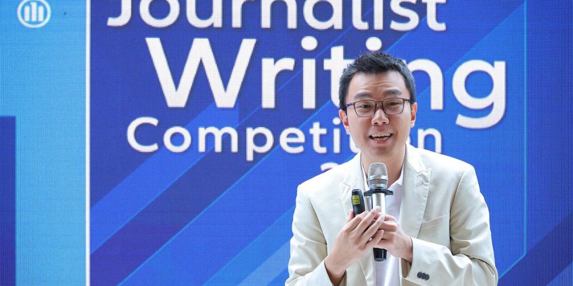 Country Chief Product Officer Allianz Life Indonesia, Himawan Purnama