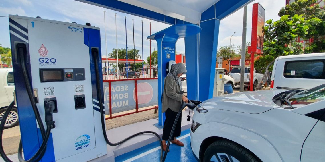 PLN terus mengakselerasi ekosistem EV di Tanah Air dengan memperbanyak infrastruktur SPKLU