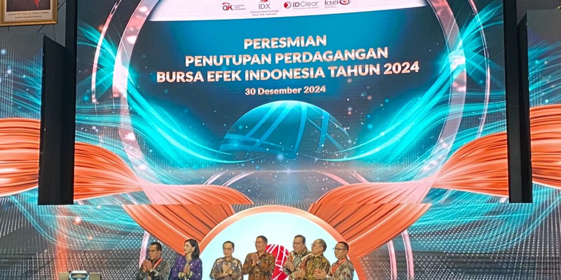 Akhiri Perdagangan 2024, IHSG Ditutup Semringah ke Level 7.079