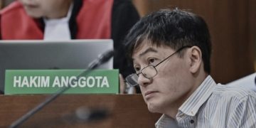 Budi Said divonis 15 tahun penjara oleh Pengadilan Tindak Pidana Korupsi (Tipikor) atas kasus dugaan korupsi jual beli emas di PT Antam