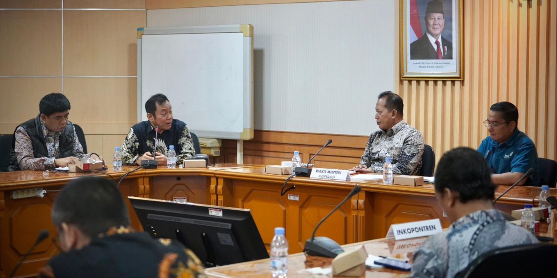 KemenKop bersama Induk Koperasi Pondok Pesantren (Inkopontren) menjajaki kerja sama untuk melakukan uji coba pelaksanaan program Makan Bergizi Gratis (MBG)