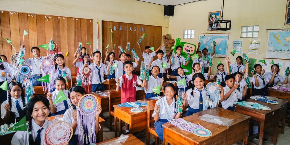 Sekolah Desa Taro di Bali Dapat Bantuan CSR Kredit Pintar