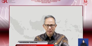 Ketua Dewan Komisioner OJK Mahendra Siregar