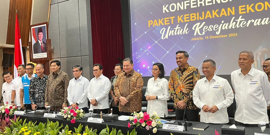 Konferensi Pers Paket Kebijakan Ekonomi