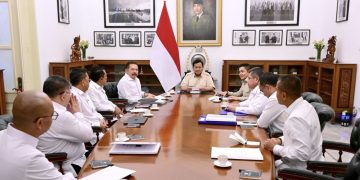 Presiden Prabowo Subianto memanggil Jaksa Agung beserta seluruh Jaksa Agung Muda ke Istana Merdeka, Jakarta, pada Senin, 13 Januari 2025. (Foto: BPMI Setpres)