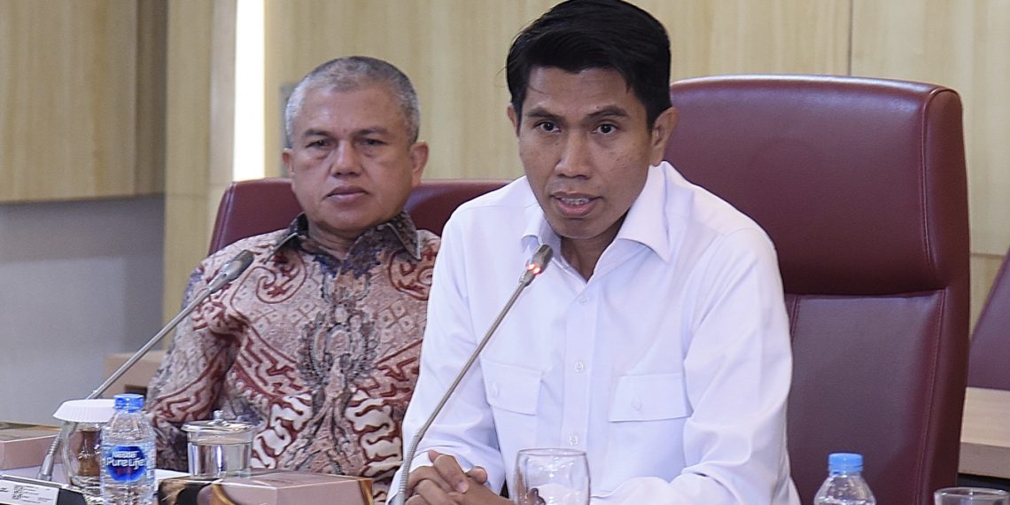 Wakil Ketua Komisi II DPR RI Bahtra Banong dalam Konferensi Pers Komisi II di Gedung Nusantara II, DPR RI, Senayan, Jakarta (foto: dpr)