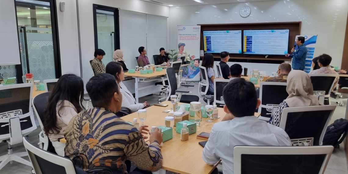 Acara BNI-AM Goes to Office