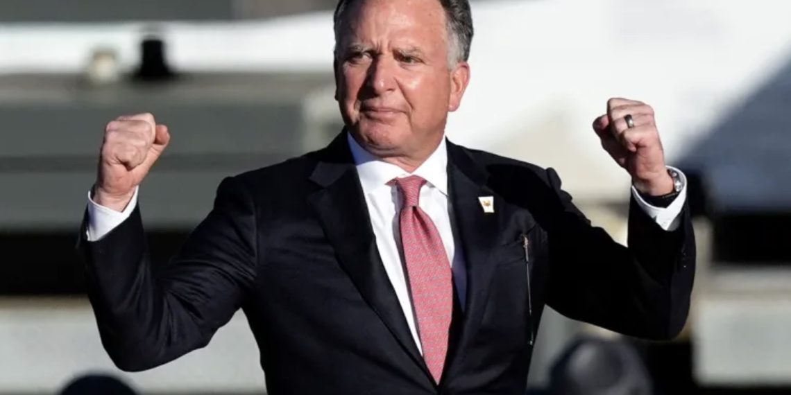 Steve Witkoff tiba di rapat umum kampanye Donald Trump (foto: istimewa)