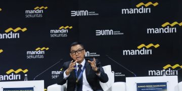 Direktur Utama PLN, Darmawan Prasodjo mengajak seluruh pihak untuk berkolaborasi dalam mendukung transformasi energi di Indonesia