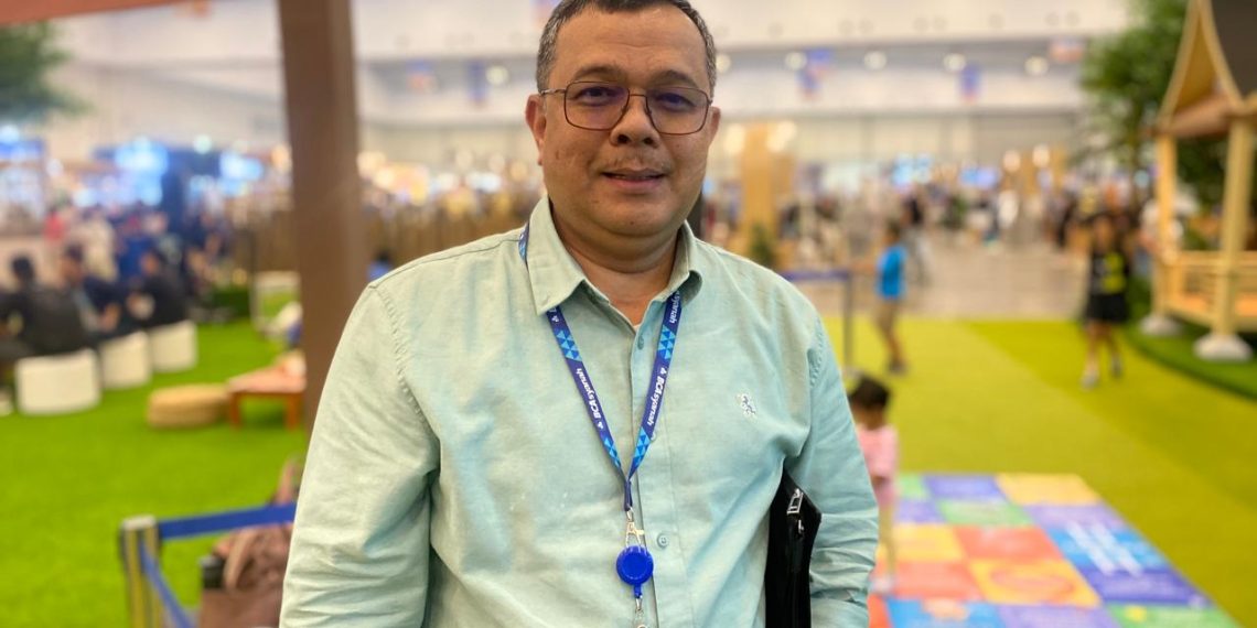 Kepala Satuan Kerja Bisnis Retail dan Konsumer BCA Syariah Bukit Mas Siahaan