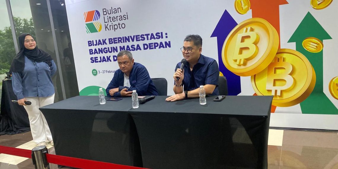 Konfrensi pers penutupan Bulan Literasi Kripto (BLK) 2025, di Universitas Indonesia (UI), Depok, Jawa Barat, Kamis (27/2/2025).