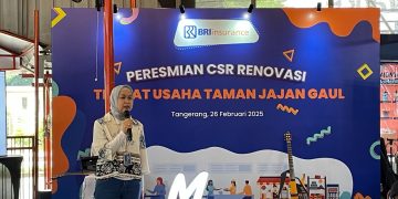 Dorong Ekonomi UMKM, BRI Insurance Renovasi Tempat Usaha Taman Jajan Gaul