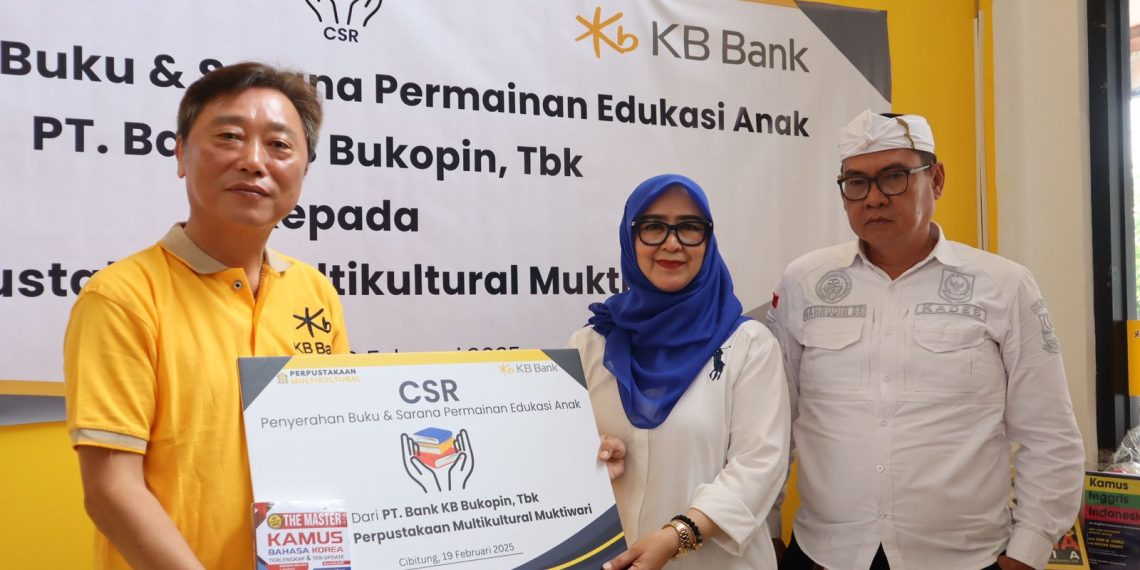 KB Bank Donasi Buku