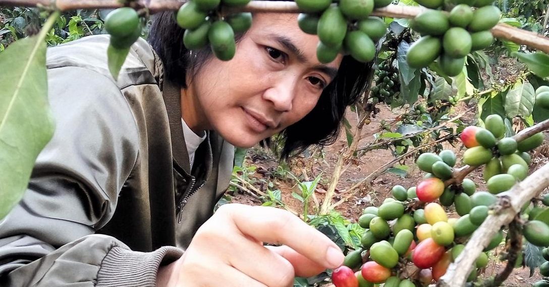 Produsen kopi asal Garut Enung Sumartini