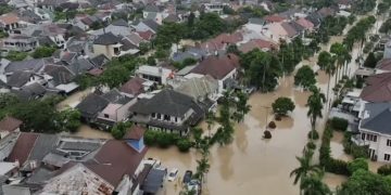 Banjir melanda Kecamatan Jatiasih, Kabupaten Bekasi