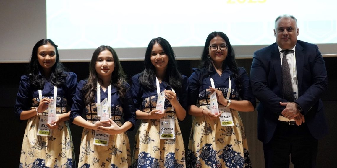 Iuventa Student Company dari SMAN 4 Denpasar berhasil meraih juara ketiga dalam ajang 2025 JA Asia Pacific Company of the Year Competition yang diselenggarakan di Tokyo, Jepang pada 10-14 Maret lalu