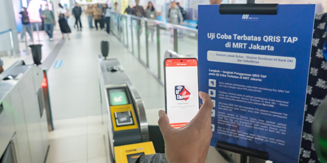 QRIS Tap JakOne Mobile