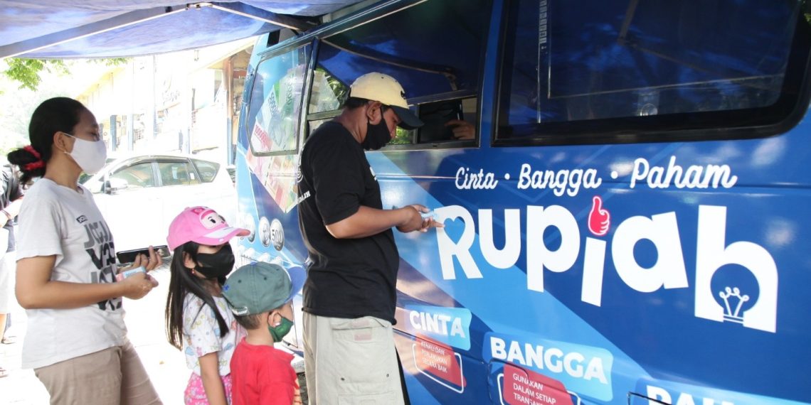 Tukar Uang Baru Lebaran 2025