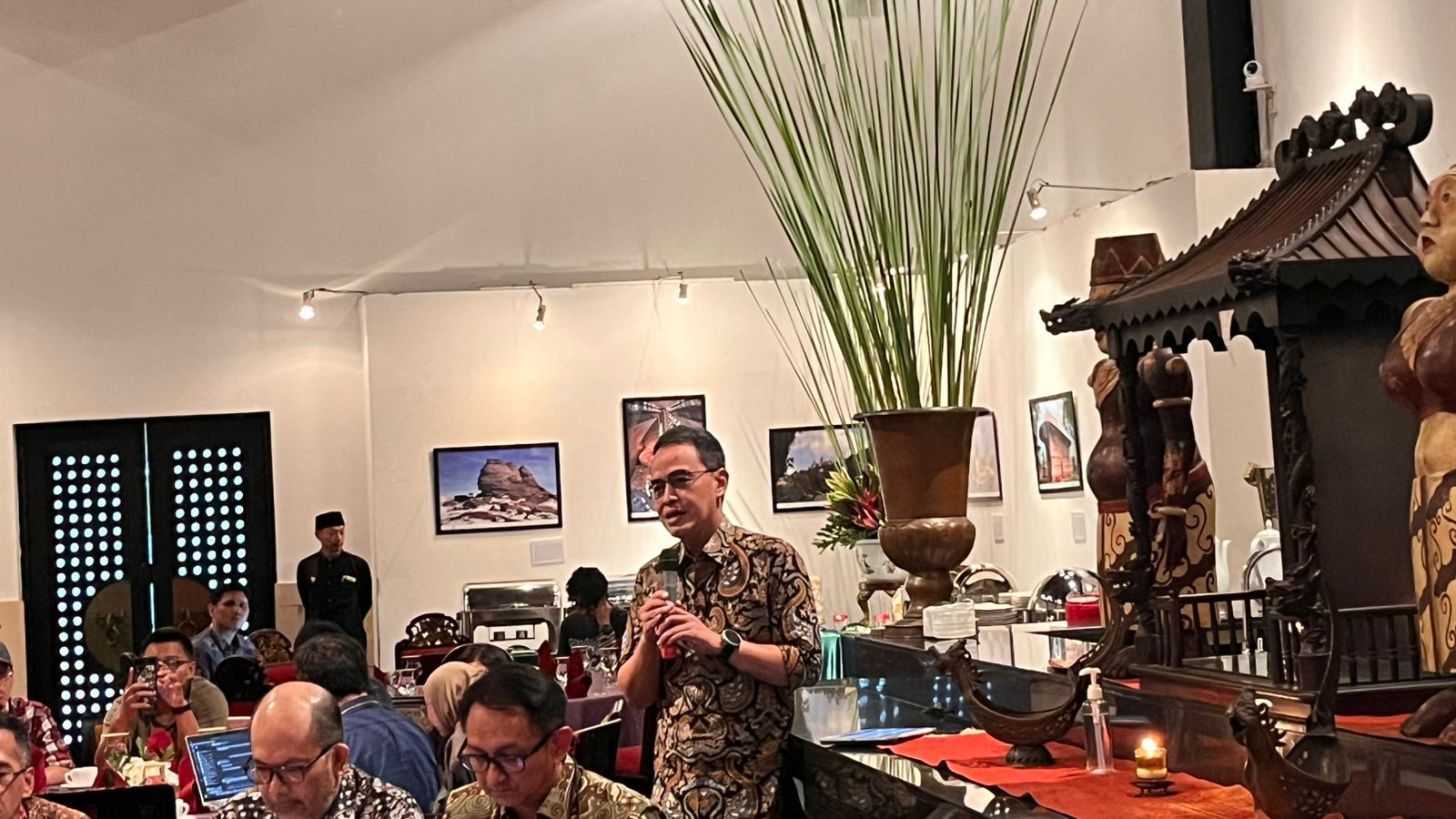 Direktur Departemen Kebijakan Ekonomi dan Moneter BI, Juli Budi Winantya