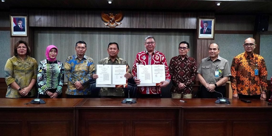 Nota Kesepahaman (Memorandum of Understanding/MoU) terkait dukungannya dalam pembuatan Akta Pembentukan Koperasi Desa/Kelurahan Merah Putih (Kopdes/kel Merah Putih).