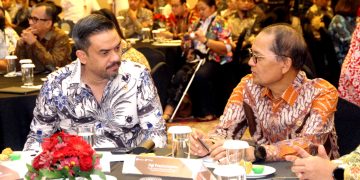 Ogi Prastomiyono OJK dan Maman Abdurrahman, Menteri UMKM