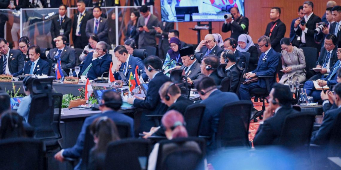 Presiden Prabowo Subianto hadir pada Konferensi Tingkat Tinggi (KTT) ke-2 ASEAN-Gulf Cooperation Council (GCC) yang berlangsung di Kuala Lumpur Convention Centre (KLCC), Malaysia, pada Selasa, 27 Mei 2025. (Foto: BPMI Setpres)