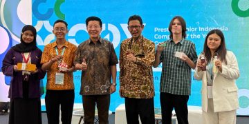 Zurich Entrepreneurship Program bersama Prestasi Junior Indonesia (PJI) dan Starbucks Indonesia.