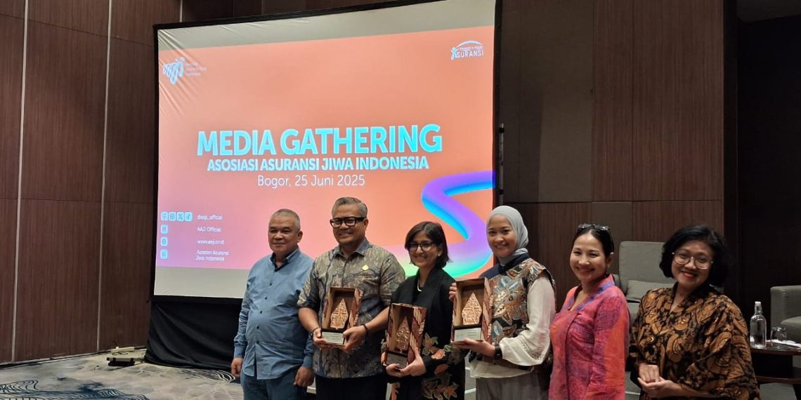 Media Gathering AAJI