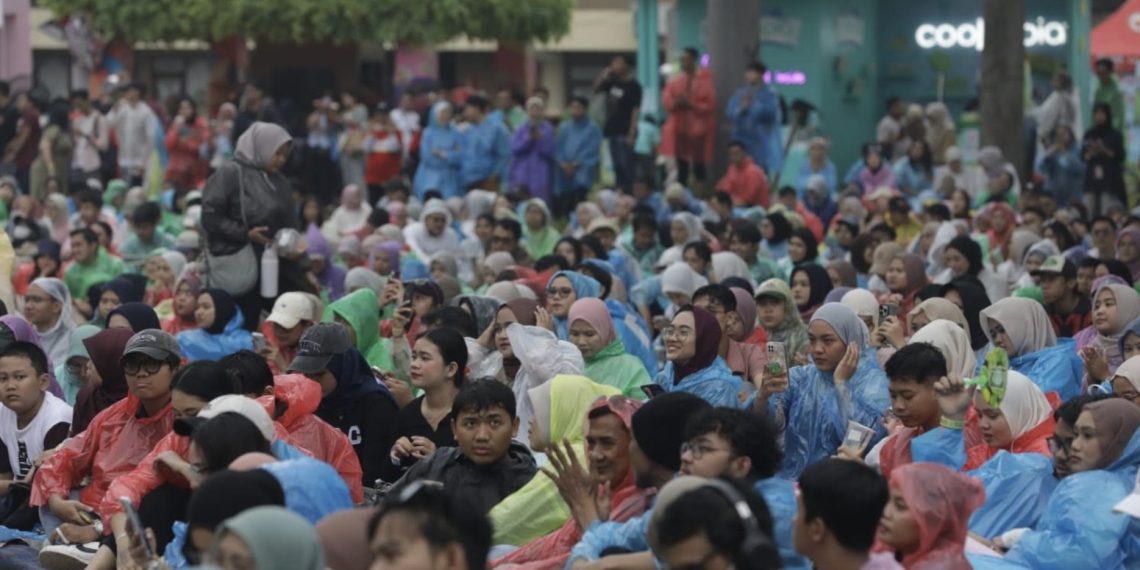CIMB Niaga Hadirkan Pengalaman Inspiratif di Konser Sunset di Kebun TMII