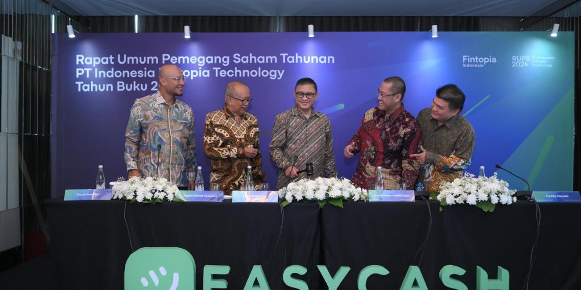 Jajaran direksi PT Indonesia Fintopia Technology atau Easycash usai RUPST.