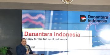 CIO Danantara, Pandu Patria Sjahrir dalam acara business forum di Jakarta, Jumat (20/6). (Foto: Steven Widjaja)