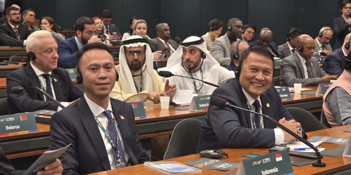 Ketua Badan Kerja Sama Antar Parlemen (BKSAP) DPR RI, Mardani Ali Sera, dalam Forum Parlemen BRICS di Brazilia, Brazil. Foto: DPR