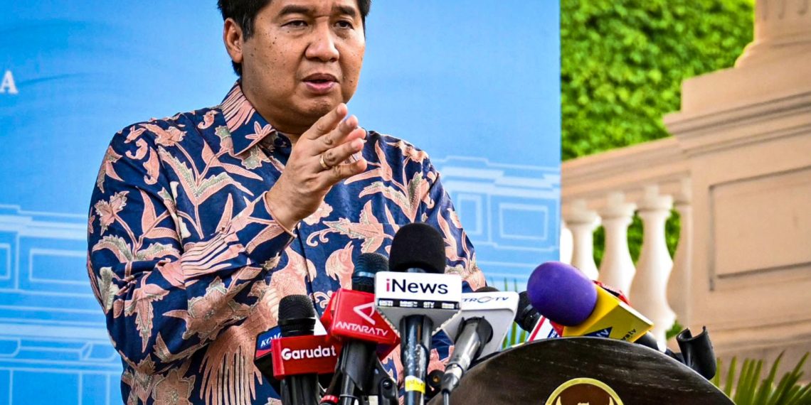 Menteri Perumahan dan Kawasan Permukiman (PKP), Maruarar Sirait, memberikan keterangannya usai dipanggil Presiden Prabowo Subianto di Istana Merdeka, pada Rabu, 30 Juli 2025. (Foto: BPMI Setpres)