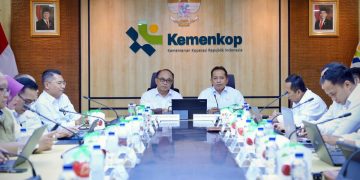 Rapat Koordinasi (Rakor) Pembahasan Langkah Strategis Lanjutan Pasca Pembentukan 80 Ribu Kopdes/Kel Merah Putih, secara daring, di Jakarta, Senin (7/7).