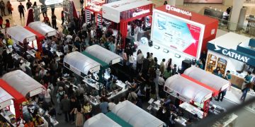 Gelaran CIMB Niaga Cathay Travel Fair 2025 yang berlangsung serentak di Jakarta, Surabaya, dan Bandung pada Kamis-Minggu, 31 Juli - 3 Agustus 2025.