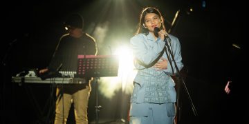 Penampilan penyanyi jazz Monita Tahalea di panggung BRI Jazz Gunung Bromo Series 2 di Amfiteater Jiwa Jawa Resort Bromo, Probolinggo, Jumat (125/7).