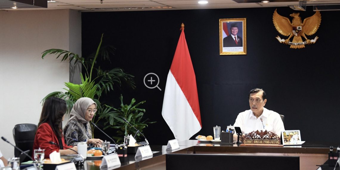 Rapat koordinasi Menkomdigi Meutya Hafid bersama Dewan Ekonomi Nasional (DEN)