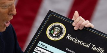 Donald Trump Tarif Impor