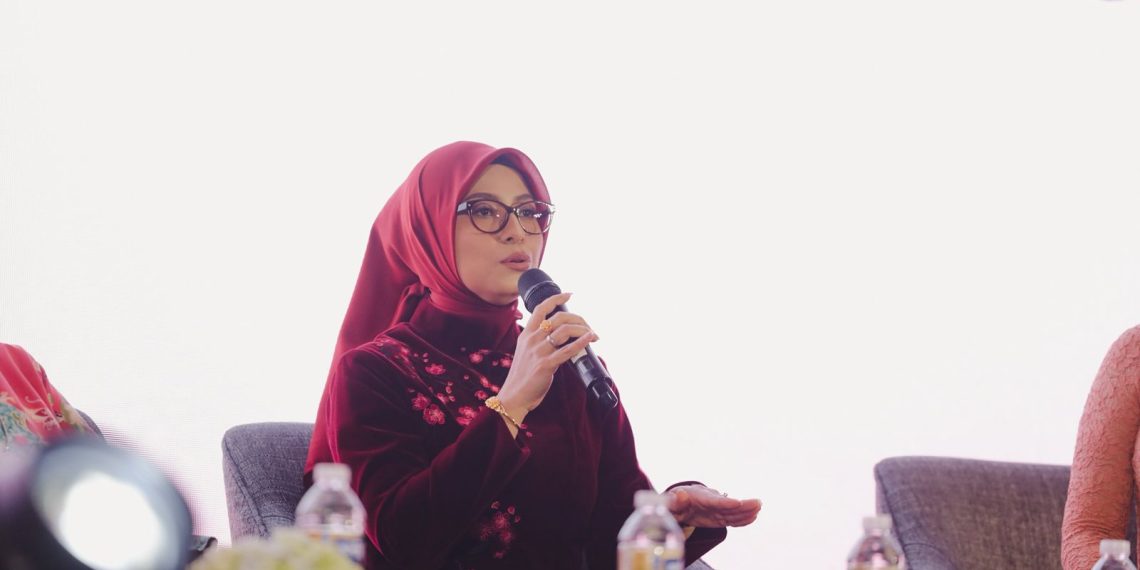 Eka Fitria Direktur Bank Mandiri