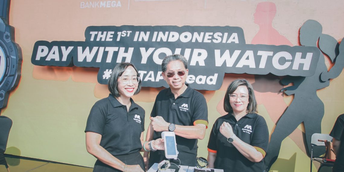 Bank Mega, Visa Indonesia dan Garmin meluncurkan “Pay with Your Watch”