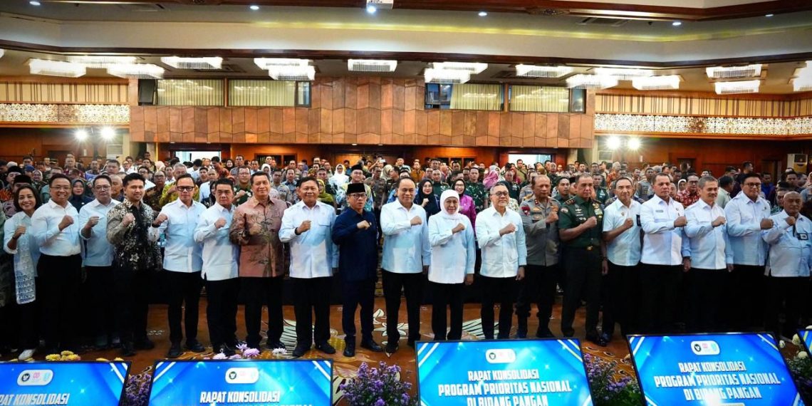 Menkop Budi Arie Setiadi dalam Rapat Koordinasi (Rakor) Guna Mendukung Program Prioritas Nasional di Surabaya, Kamis (21/8).