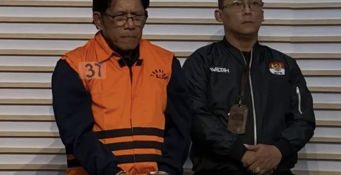 Komisi Pemberantasan Korupsi (KPK) resmi menetapkan Direktur Utama PT Inhutani V Dicky Yuana Rady sebagai tersangka usai terjaring dalam Operasi Tangkap Tangan (OTT) di Jakarta, Kamis (14/8).